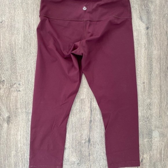 Lululemon Wunder Under Cropped Legging Size 6 Plum - Picture 4 of 11